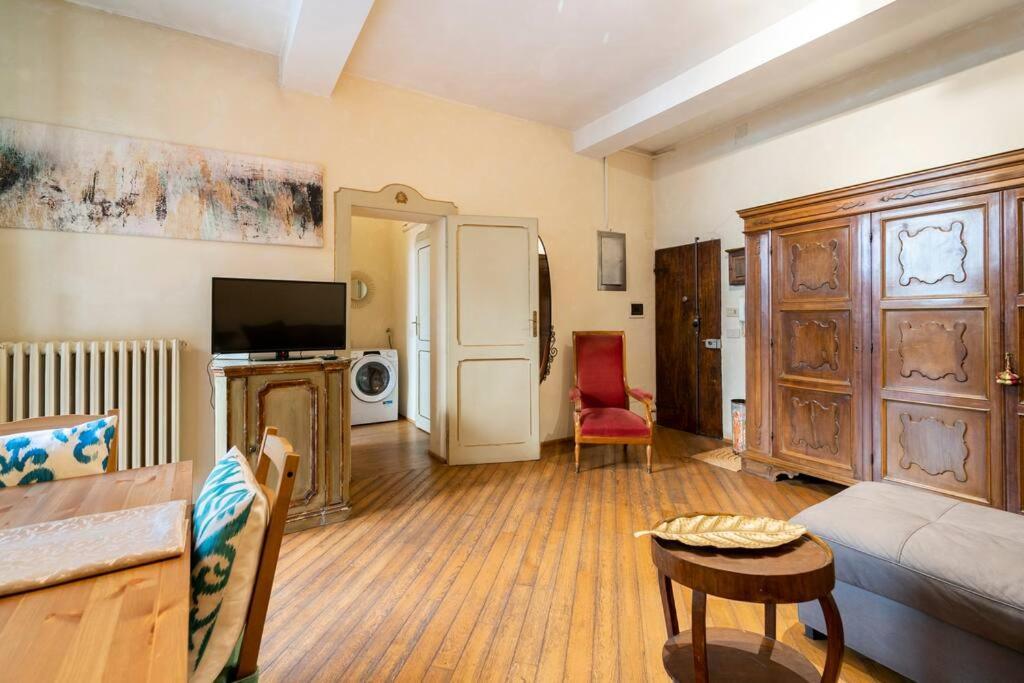Appartamento Elegante E Centrale La Foglia D'Oro 博洛尼亚 外观 照片